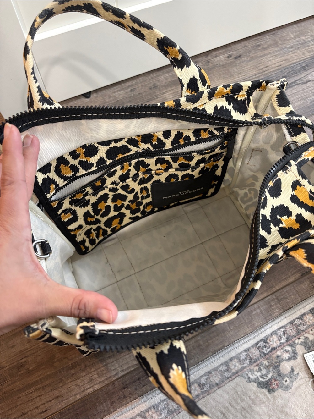 Marc Jacobs Leopard Print Canvas Tote Bag in Black, Brown, Cream LARGE with CB - Picture 4 of 6